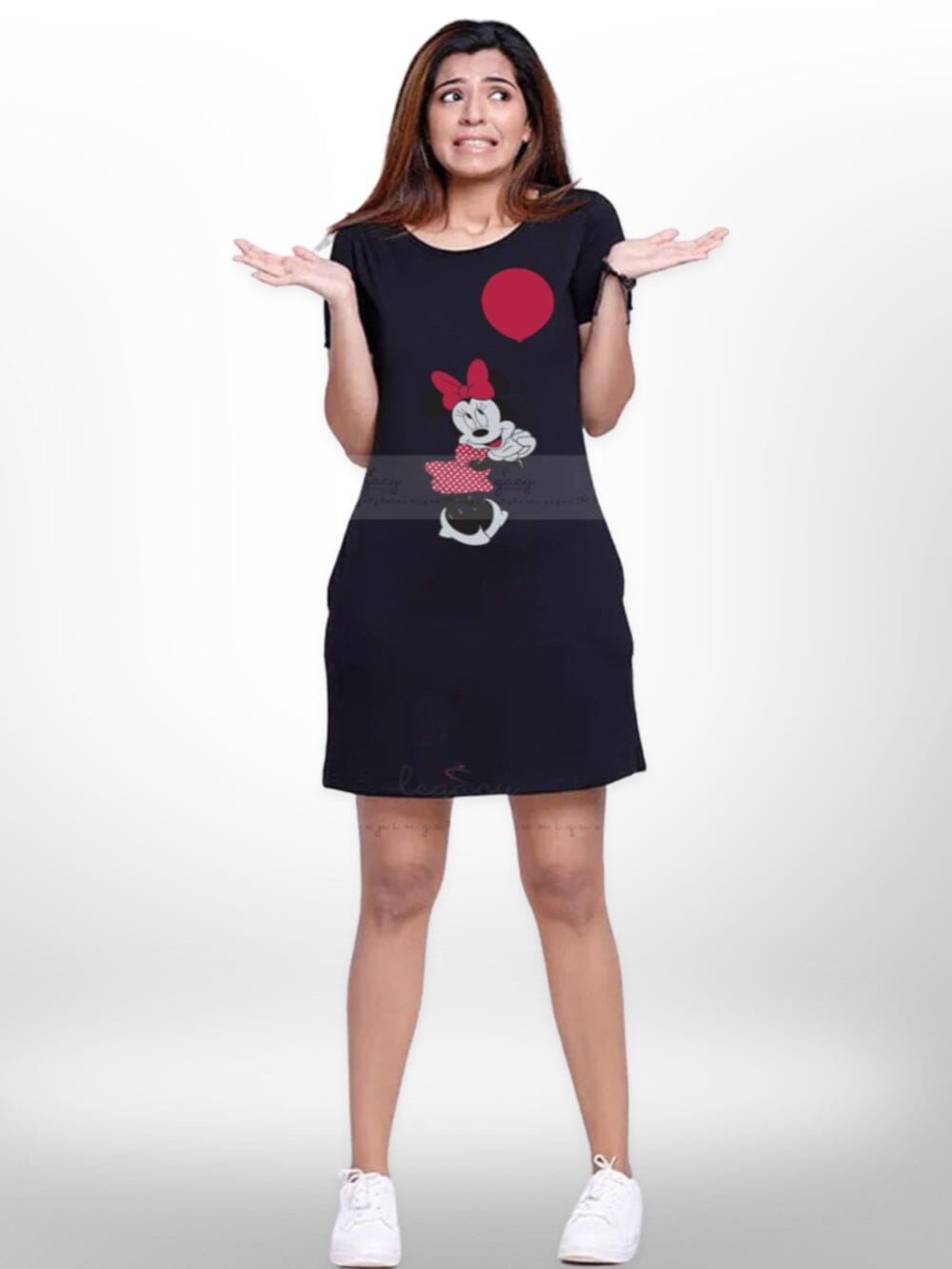 Stylish Minnie Mouse Loves Balloon Print Long T-shirt For Women&