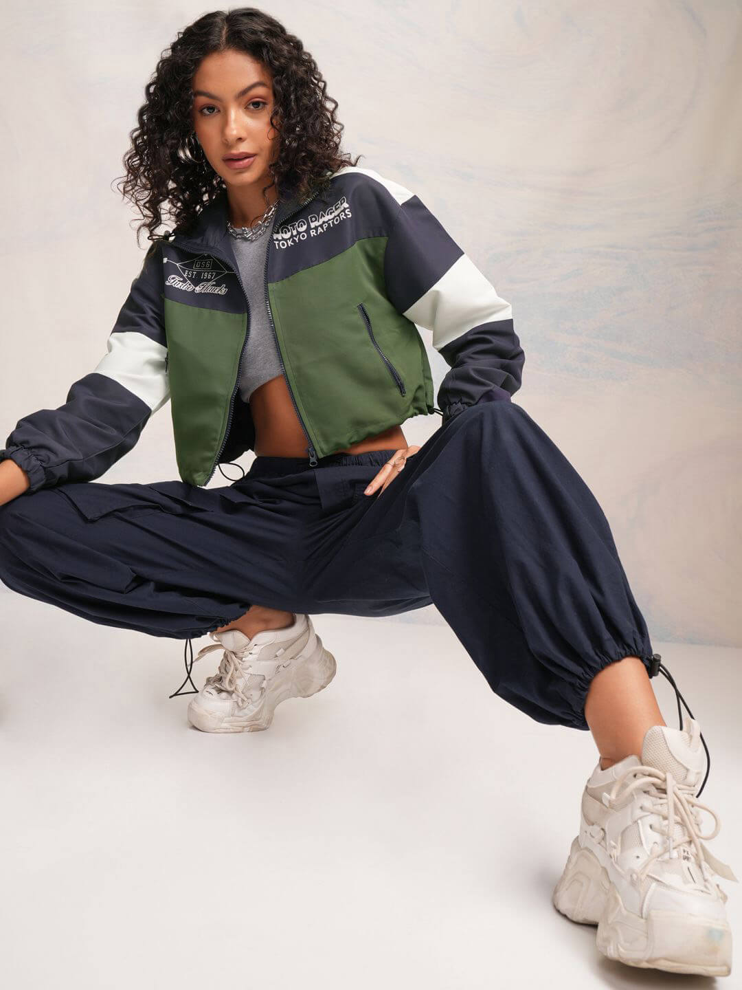Womens Colourblocked Printed Crop Zip Up Jacket