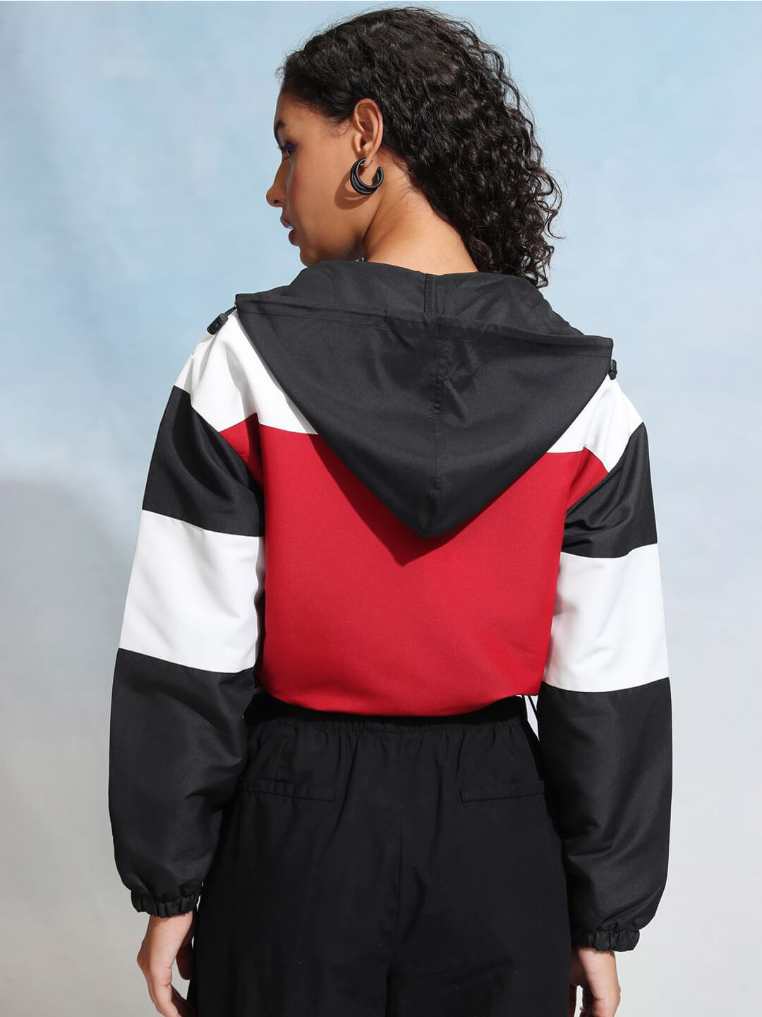 Womens Colourblocked Printed Crop Zip Up Jacket