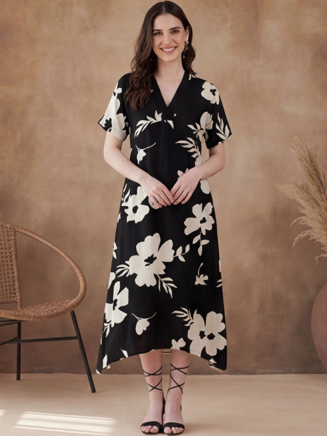 Beautiful Contrasting Relaxed Fit Long Dress Legacy Boutiques Legacy Boutiques