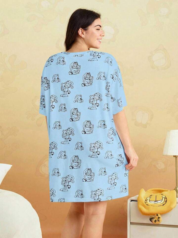 Ladies Oversized T-shirt Garfield Hug Me Printed Legacy Boutiques Legacy Boutiques