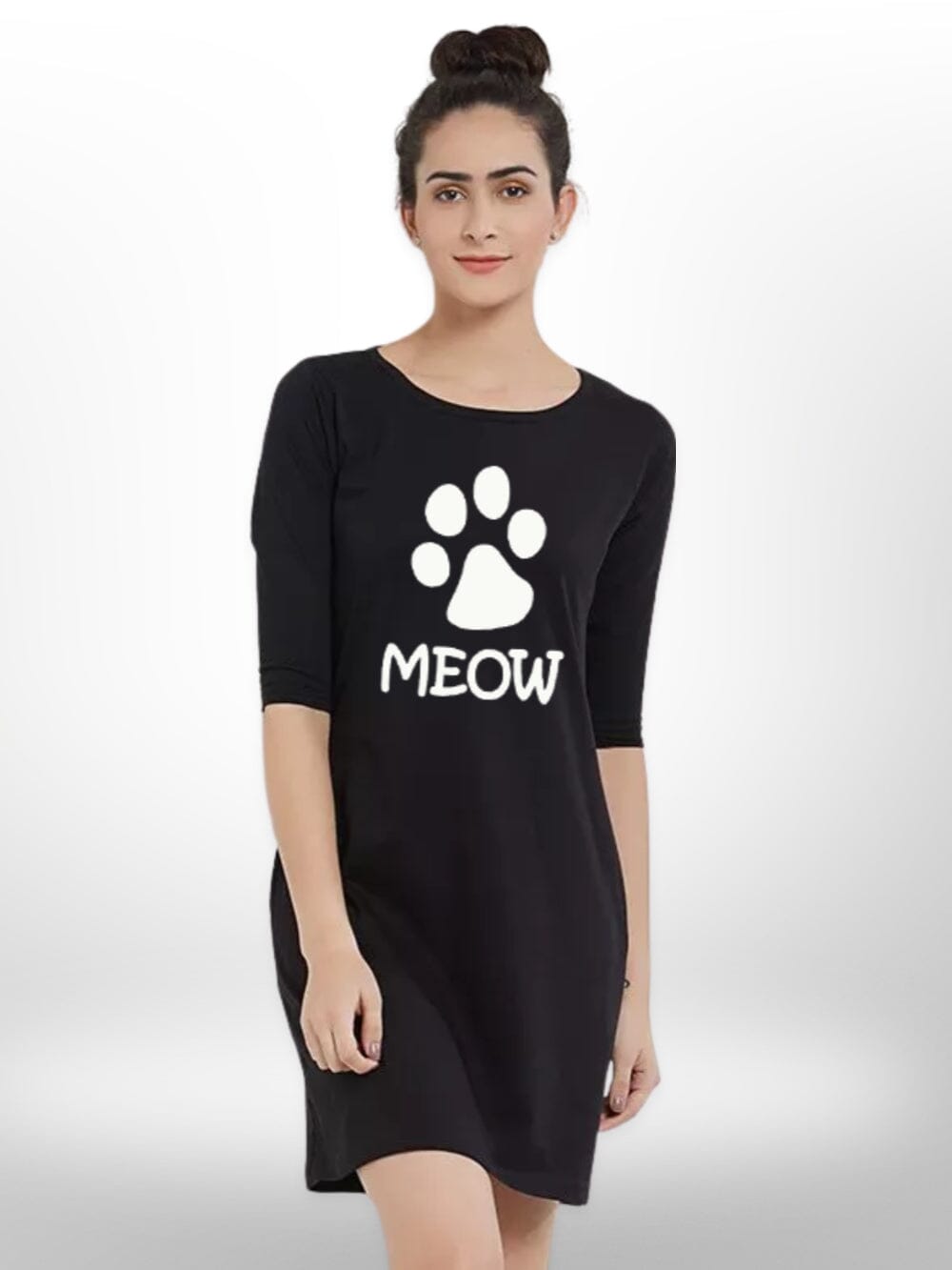 MEOW LEG PRINT THREE QUARTER SLEEVE SIDE POCKET T - SHIRT FOR WOMEN&