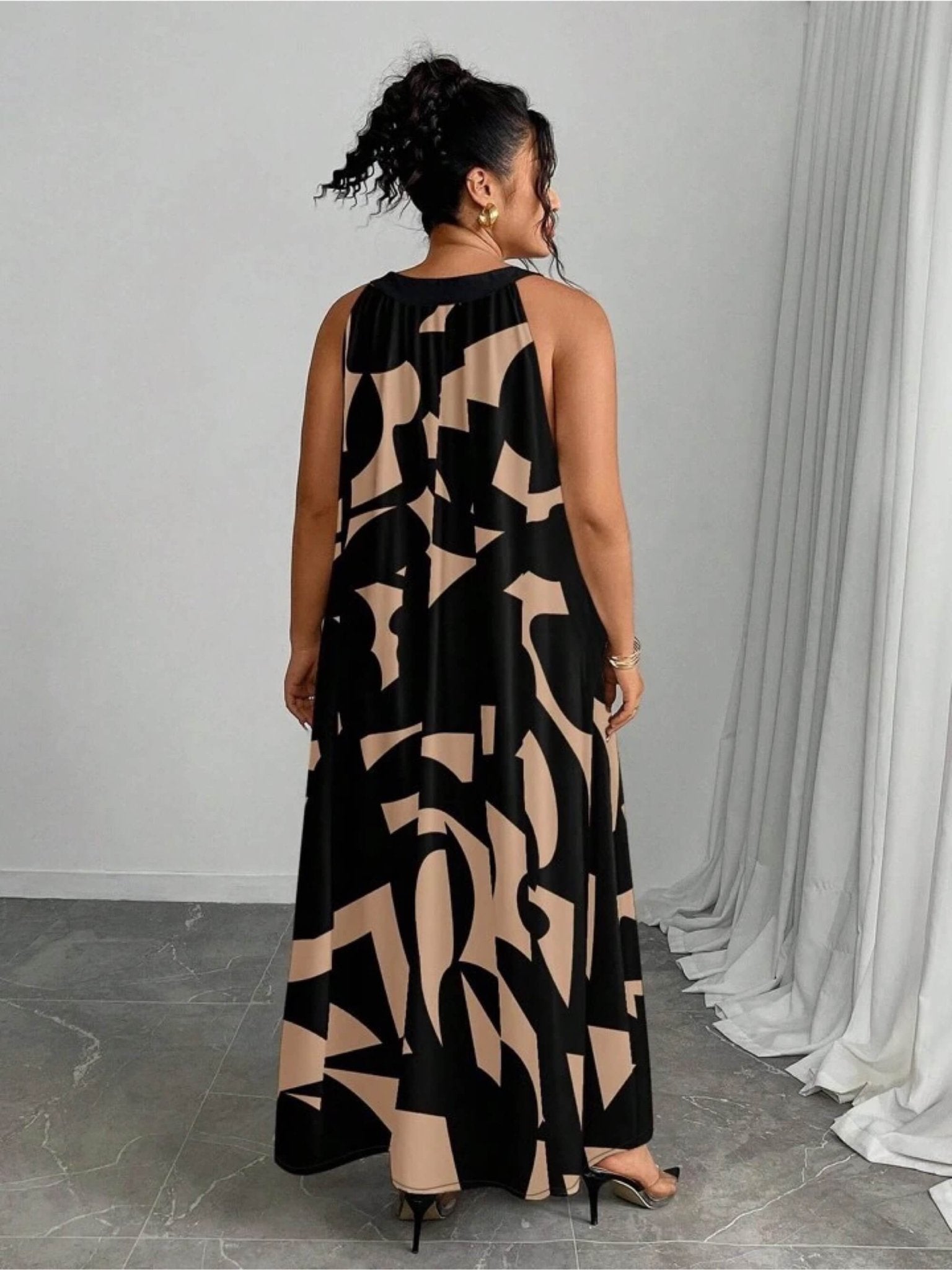 Urban Muse Black and Beige Abstract Graphic Print Halter Neck Maxi Dress Legacy Boutiques Legacy Boutiques
