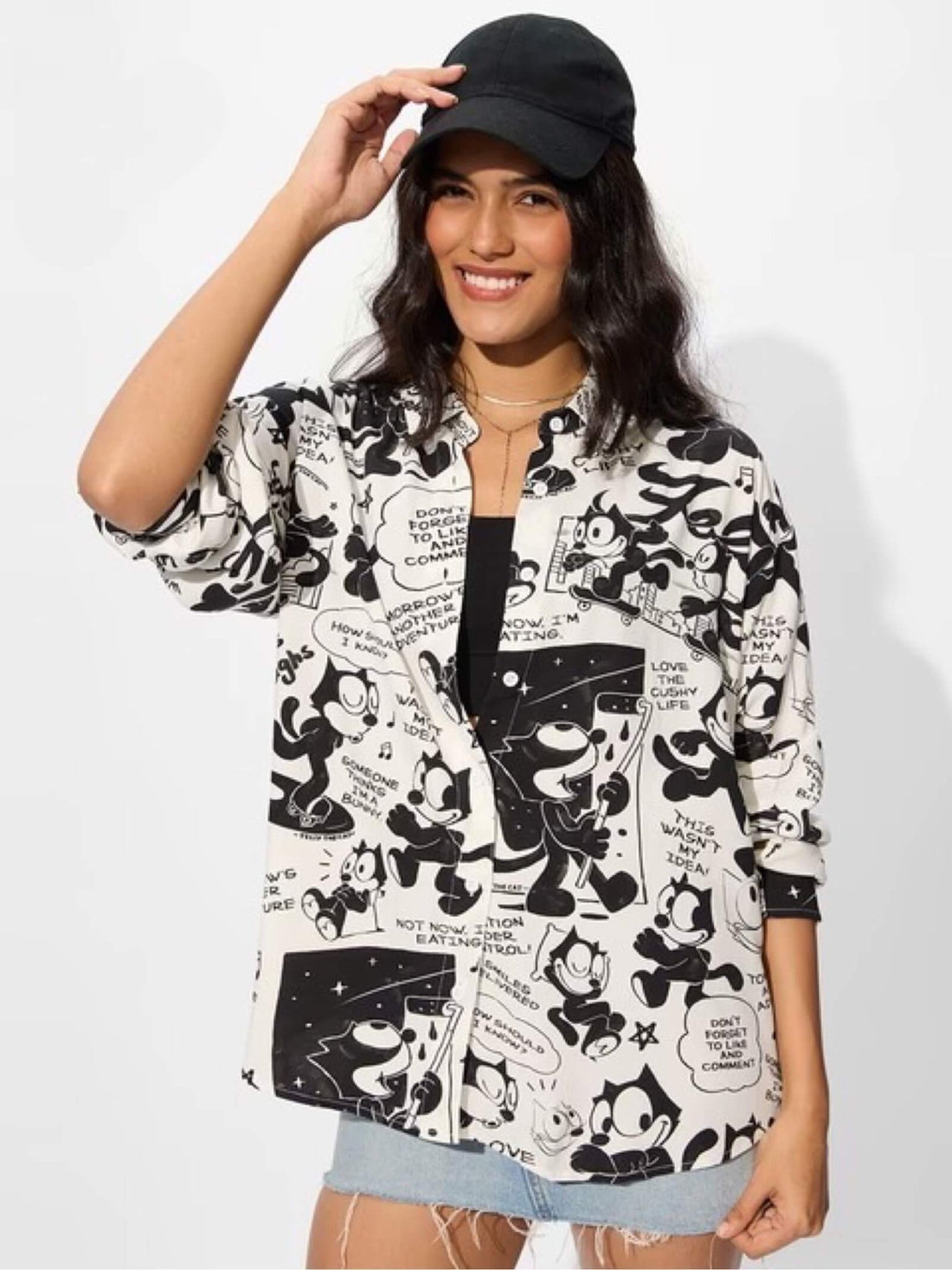 WFelix Graphic Graffiti Oversized Shirt - Black &amp; White Legacy Boutiques Legacy Boutiques